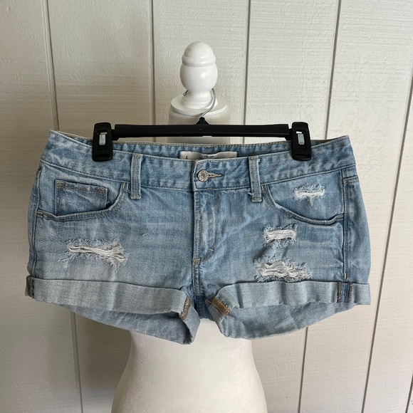 Abercrombie & Fitch Distressed Denim Shorts - Picture 1 of 4